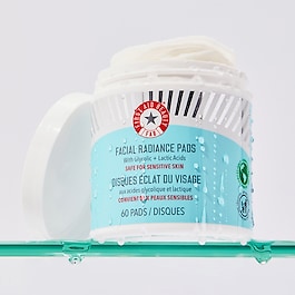 Facial Radiance Pads - Trattamento con acido glicolico + lattico